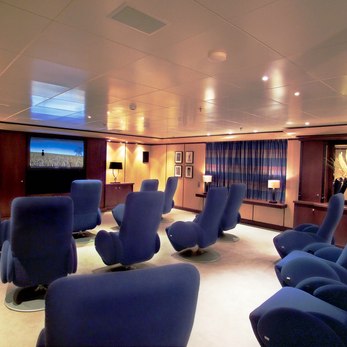 Turama yacht interior 4