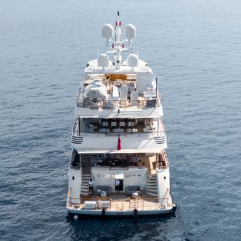 Carpe Diem yacht exterior 4