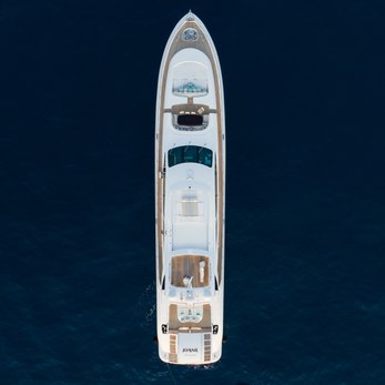 Jomar yacht exterior 2