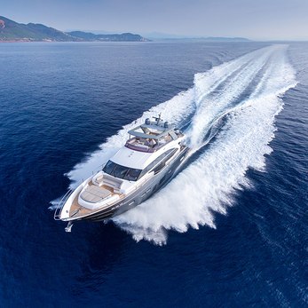 White Stuff yacht exterior 4