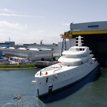 Amels 8004 yacht exterior 3