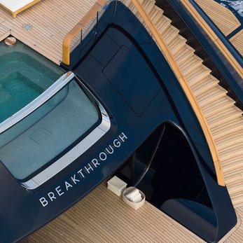 Breakthrough yacht exterior 4