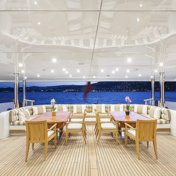 Boadicea yacht exterior 4