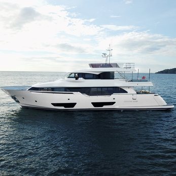Miotu IV yacht exterior 4