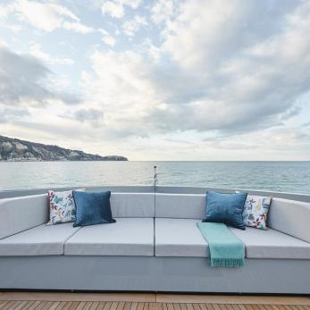 Pazienza yacht exterior 2