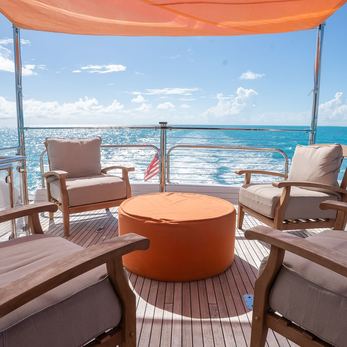 Voyager yacht exterior 4