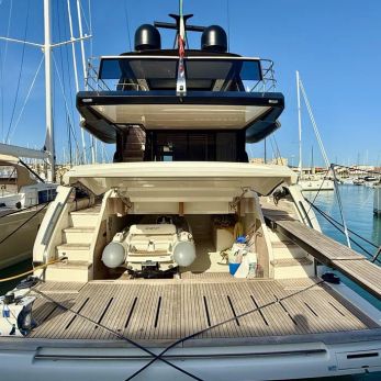 Bionda yacht exterior 5