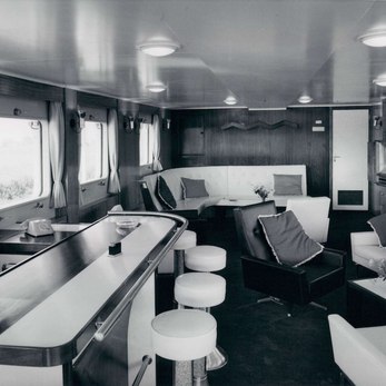 Gazal yacht interior 4