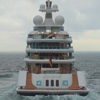 Boardwalk yacht exterior 4