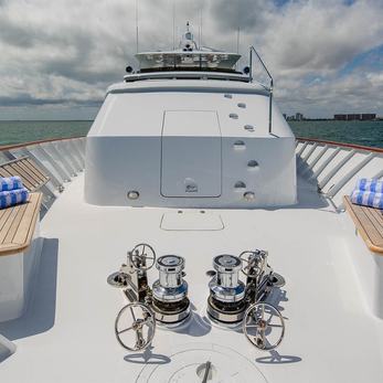 Silver Seas yacht exterior 2