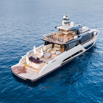 Bliss yacht exterior 4