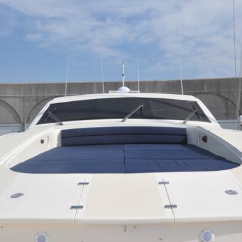 Sea Squirter yacht exterior 2