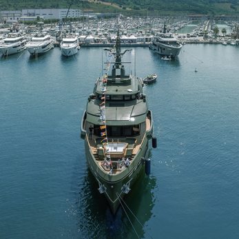 Nasiba yacht exterior 2