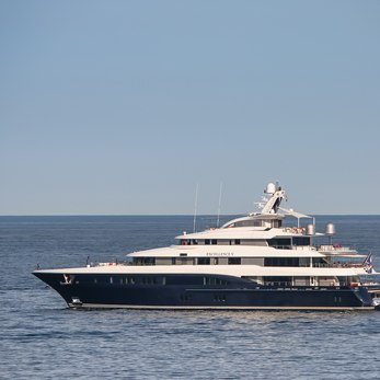 Arience yacht exterior 4