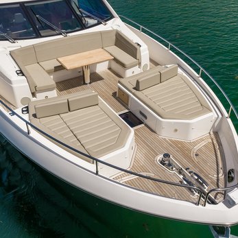 Bazinga yacht exterior 2
