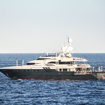 Renegade yacht exterior 3