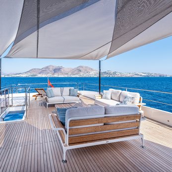 Tubabu yacht exterior 3