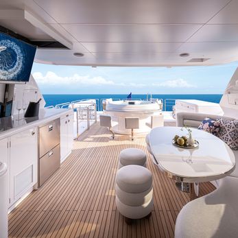 FD80 /15 yacht interior 2