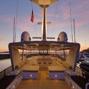 Blackwood yacht exterior 4