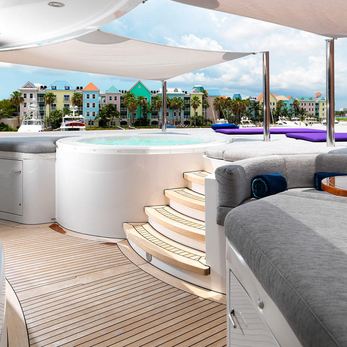 Jubilee yacht interior 2