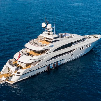 Hope and Love yacht exterior 2