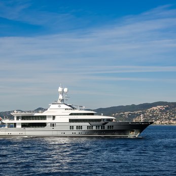 Stella Maris yacht exterior 3