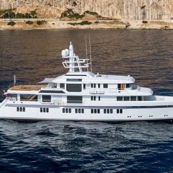Promise. yacht exterior 2