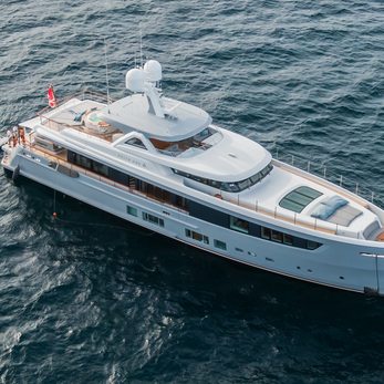 Delta One yacht exterior 2