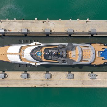 Sea Raider X yacht exterior 5
