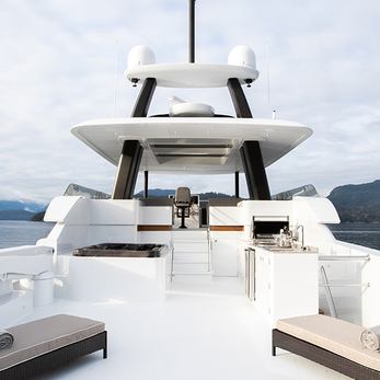 Crescent Lady yacht exterior 3