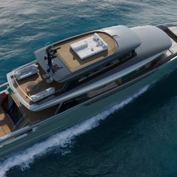 SX120/ 01 yacht exterior 2