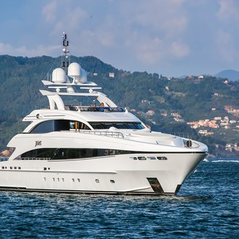 Jems yacht exterior 2