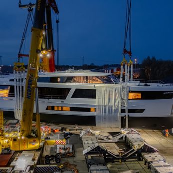 Jangada yacht exterior 4