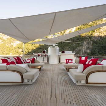 Alhambra yacht exterior 4