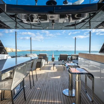 NOI yacht interior 3