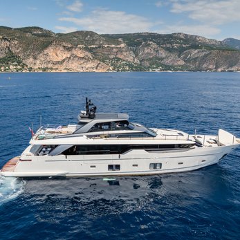 Marea yacht exterior 5