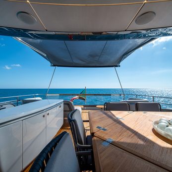 Maravi yacht exterior 36