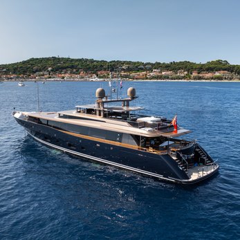 Ab Initio yacht exterior 5