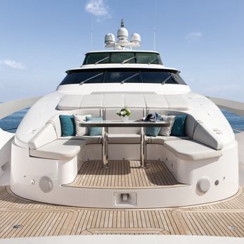 Wild Duck yacht exterior 2