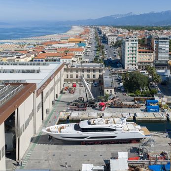 Casa Bri Mare yacht exterior 3