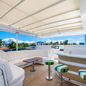Mojito yacht interior 2