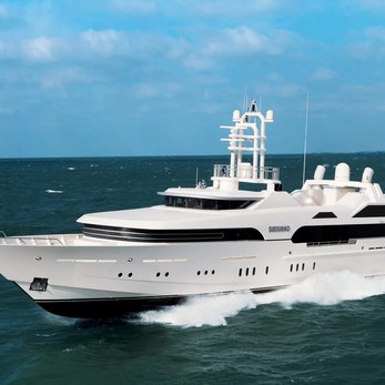 Sussurro yacht exterior 3