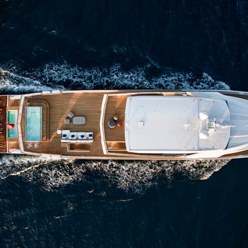 Miouch yacht exterior 3