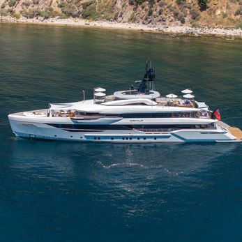 Camila yacht exterior 3