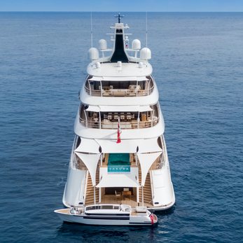 Sakura yacht exterior 4