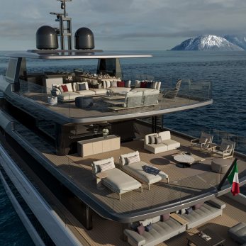 X145 Global / 01 yacht exterior 2