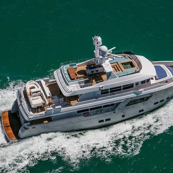 Atlas yacht exterior 3