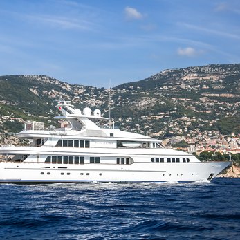 Hercules yacht exterior 4