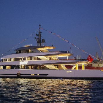 Gray Wolf yacht exterior 2