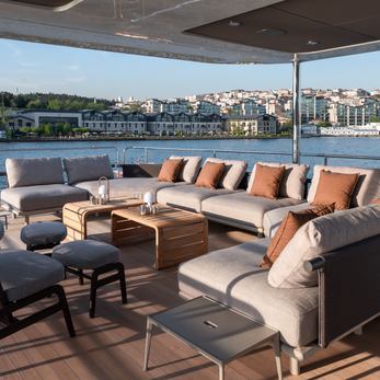 Maske yacht exterior 4